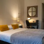 Hotel Val De Loire