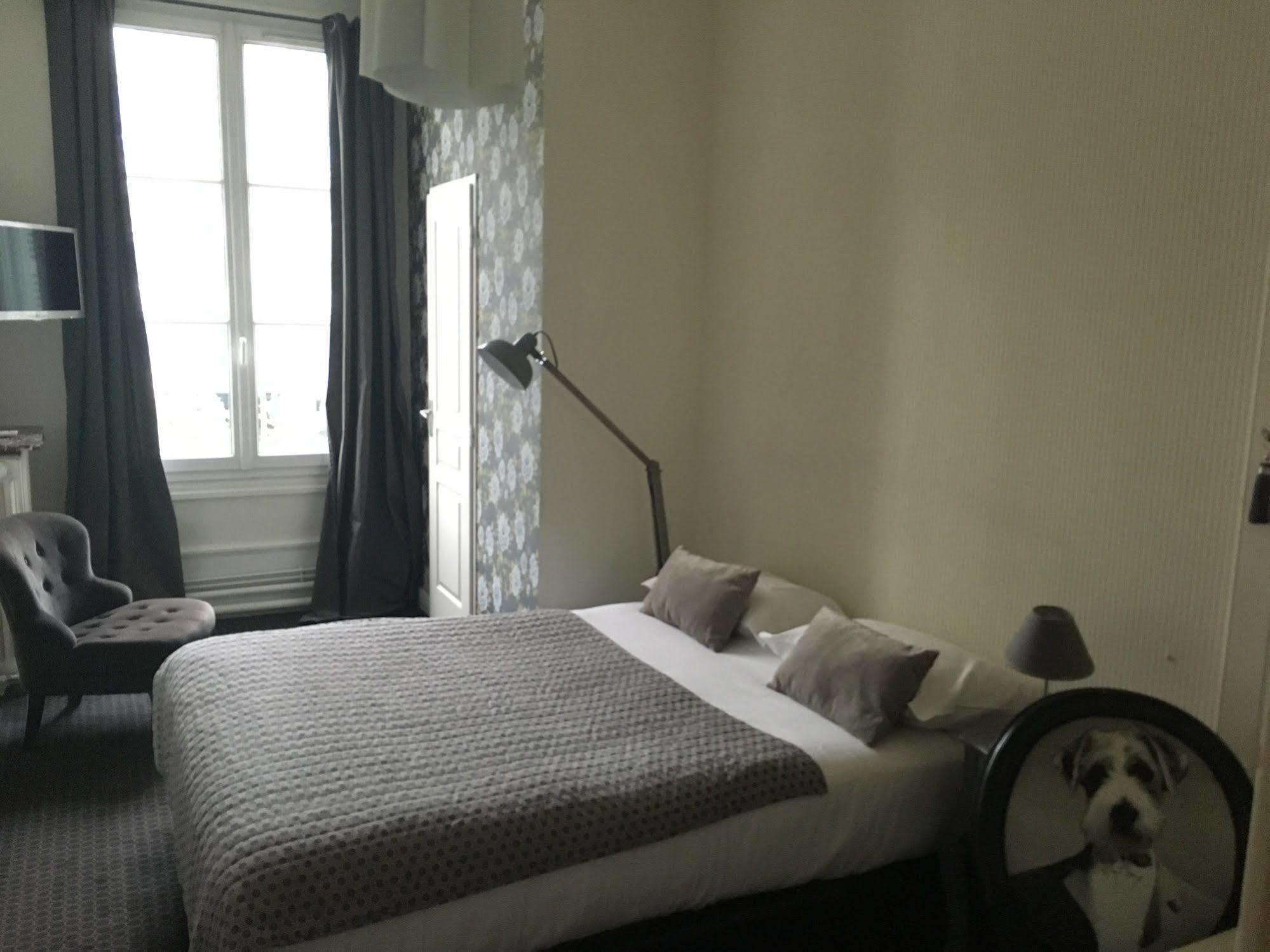 Hotel Val De Loire